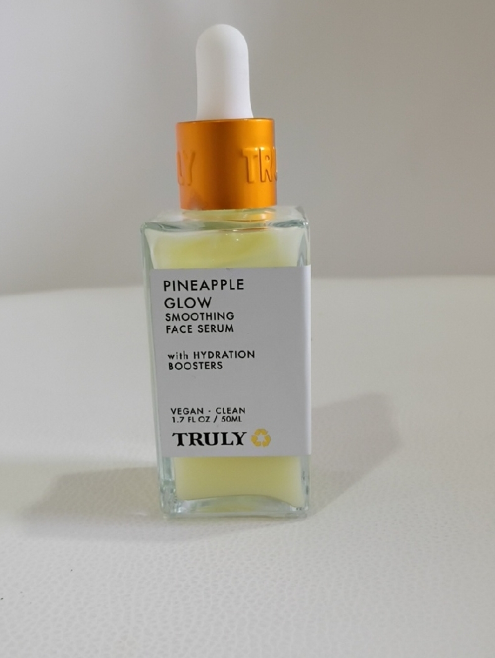 TRULY Pineapple Glow Face Serum - Yellow with Orange Cap